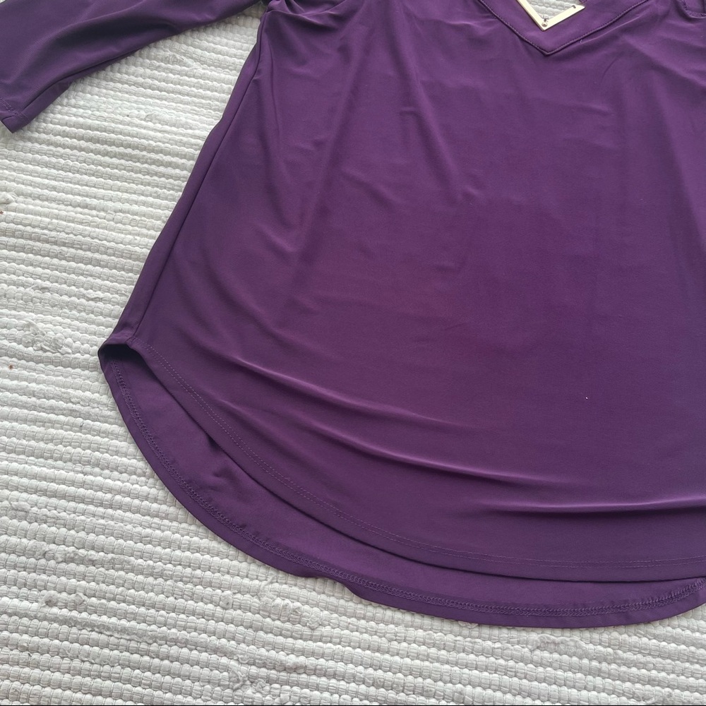 NWT Caged Back Purple Blouse SMALL - Picture 2 of 8